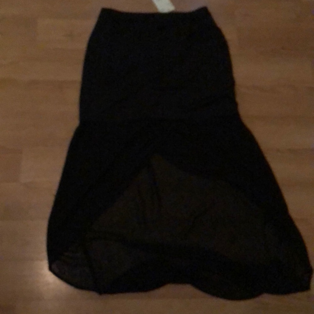 Black high low skirt